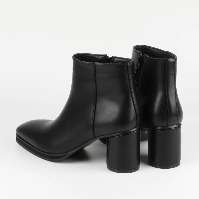 Men'S Black Heeled Ankle Boots With Zipper