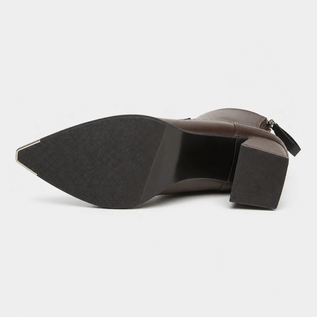 Boots Black Pointed Toe