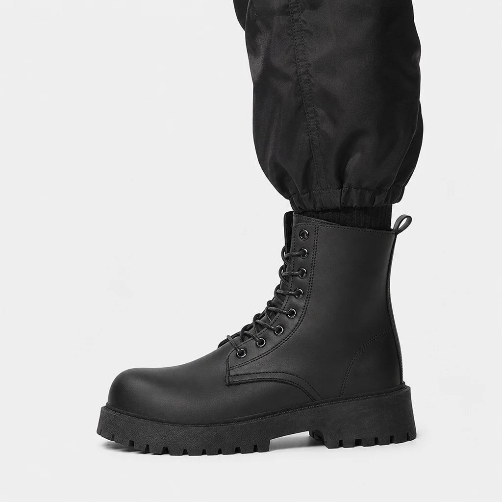 Lace-Up Boots Black