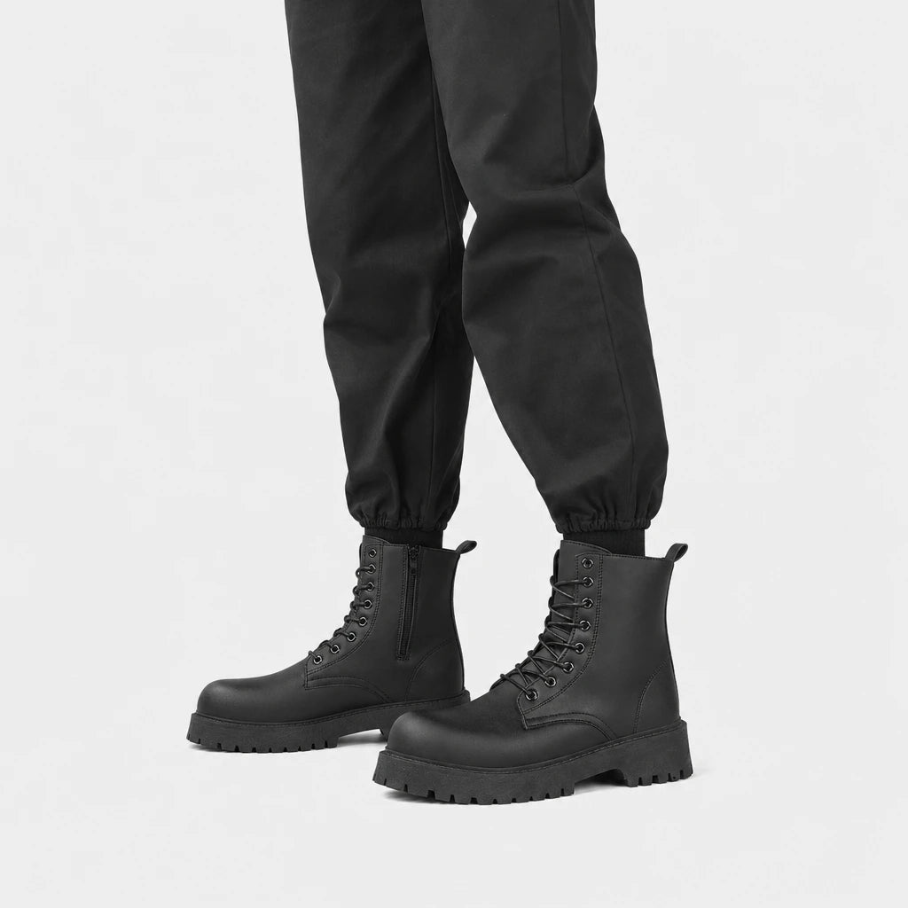 Lace-Up Boots Black