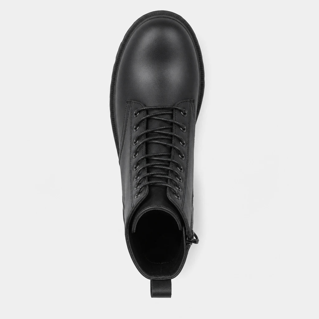 Lace-Up Boots Black
