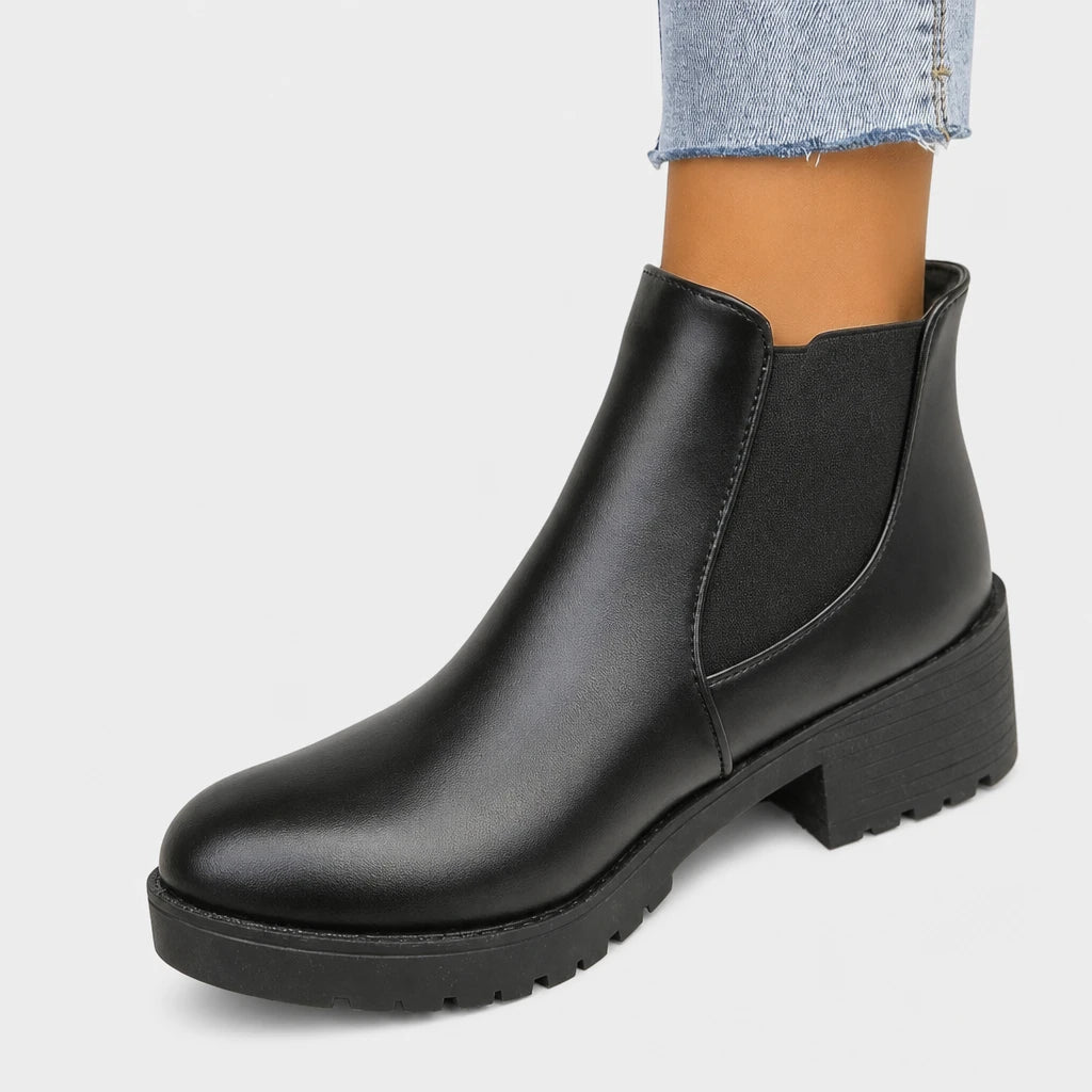 Women'S Black Chelsea Boots With Chunky Heel